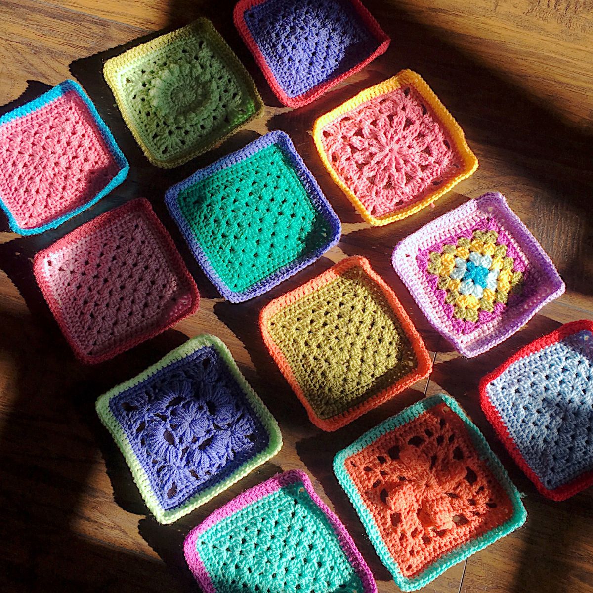 Rand per granny - Vibrant Vintage CAL