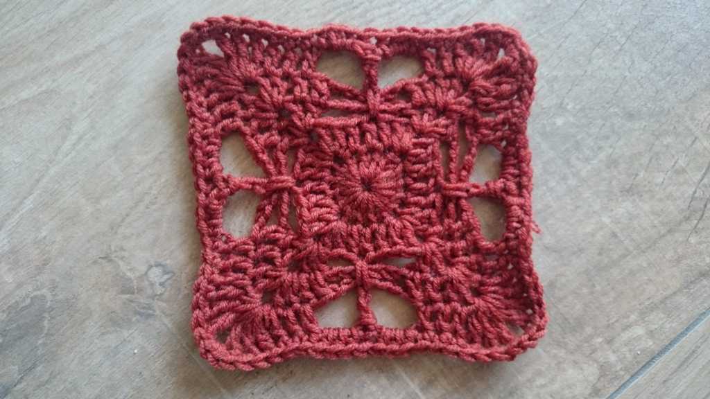 Sofia - Vibrant Vintage CAL 9 Sofia