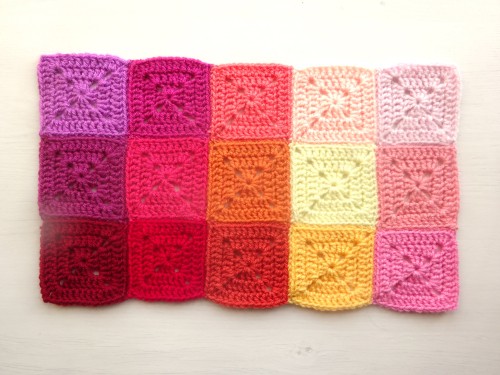Gratis haakpatroon met videotutorial: Dahlia Deken 31 Dahlia deken Attic24 Introductie 34