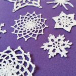 Sneeuwvlokken haken - Dag 5 268 Gratis haakpatroon Sneeuwvlokken haken - Dag 5 - Decoratie - Geschikt voor restjes garen - haaknaald 2 mm