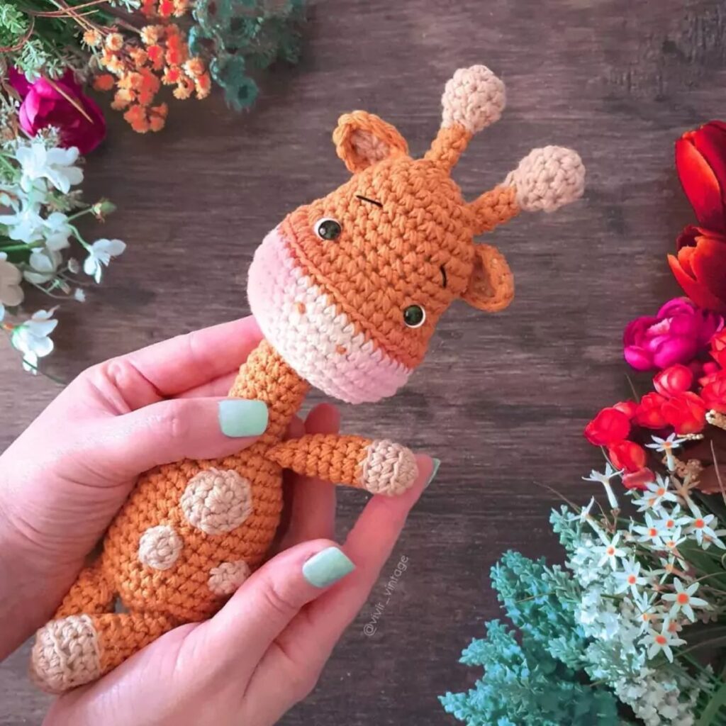Giraf Knuffeltje haakpatroon 5 Giraf knuffeltje haken Omslagfoto
