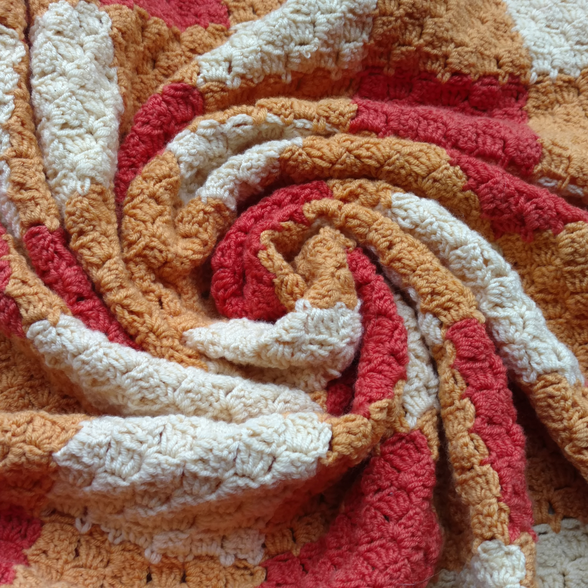 Free Crochet Pattern: Gingham Blanket