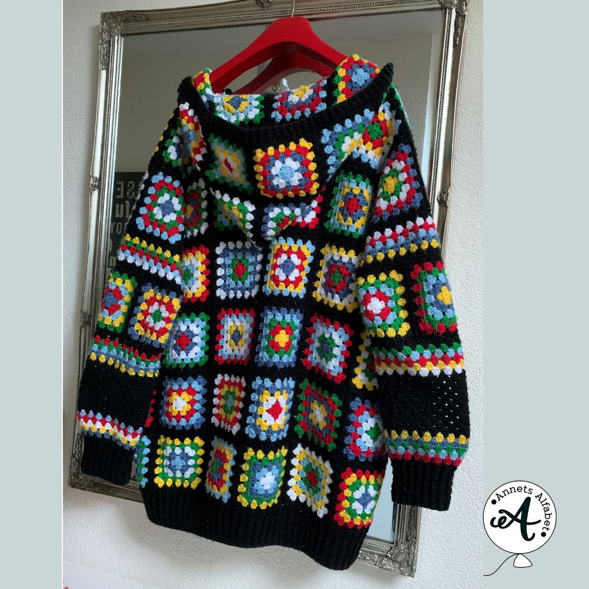 Haakpatroon granny square comfy vest met capuchon