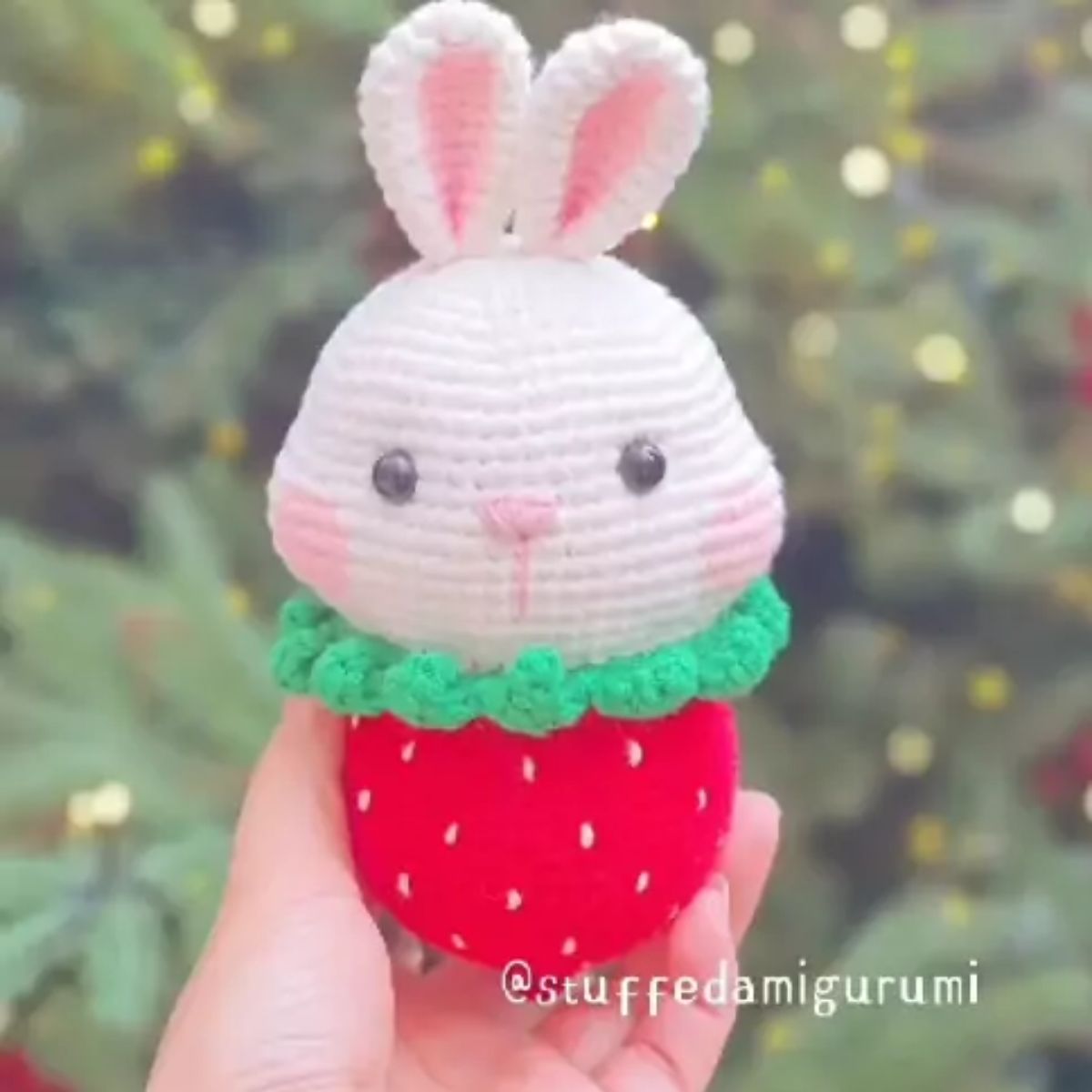 Aardbeikonijn