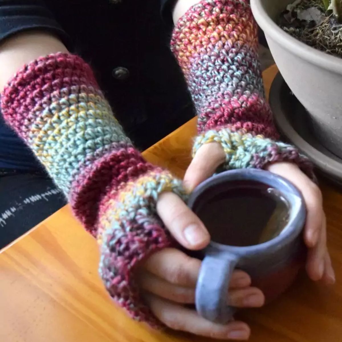 Gratis haakpatroon - Basis Armwarmers - Morale Fiber