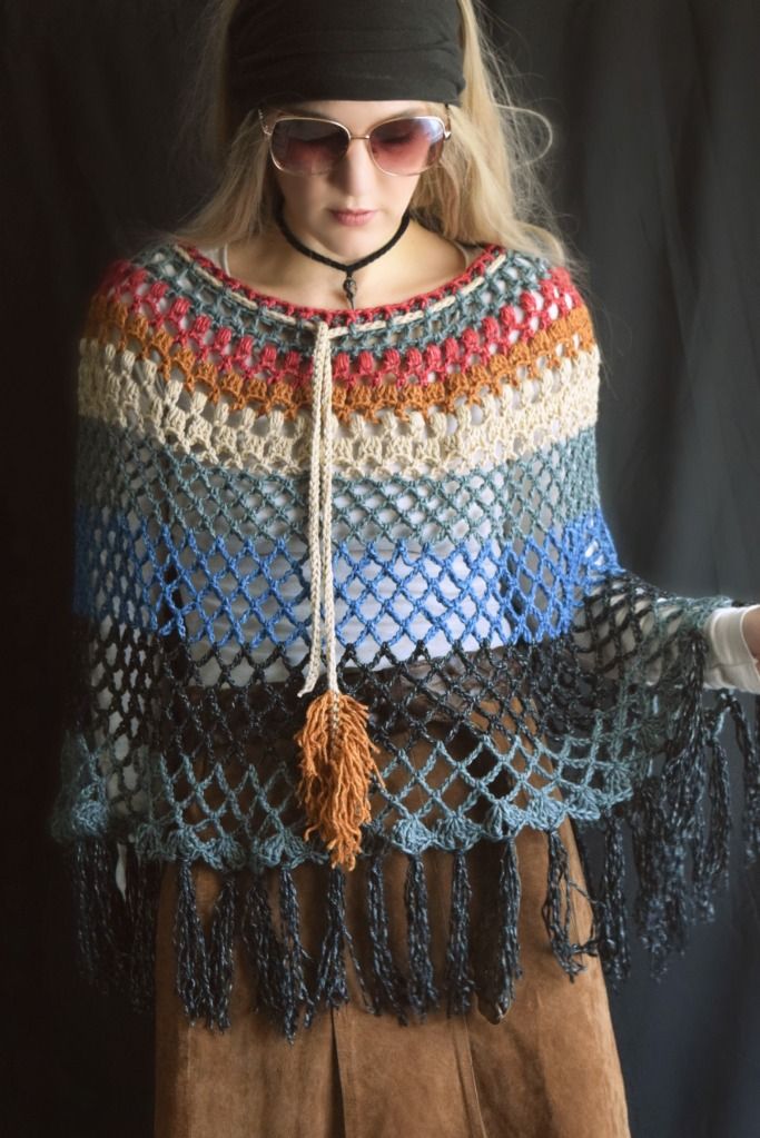 Dagdromer Poncho Haakpatroon 2 Dagdromer Poncho Morale Fiber 2
