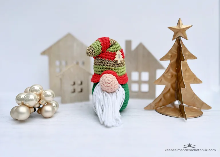 Haakpatroon Figgy de Feestelijke Tomte 2 Figgy de Feestelijke Tomte 1