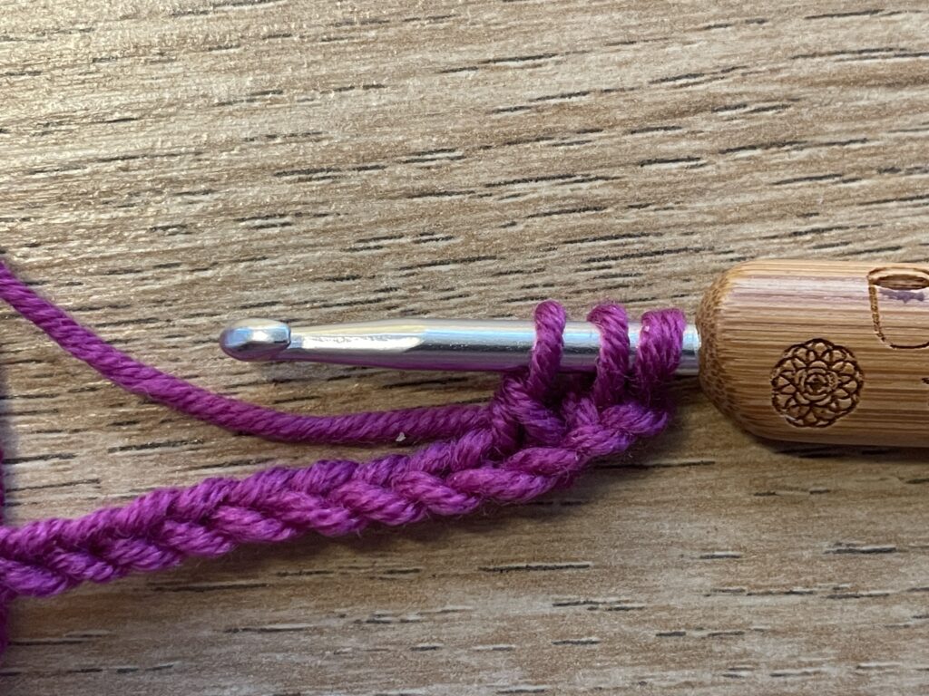 Gekoppelde dubbelstokjes stap 6