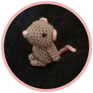 Mini Triceratops Haken 5 Muisje haken Connis Hakelviecher Galerij