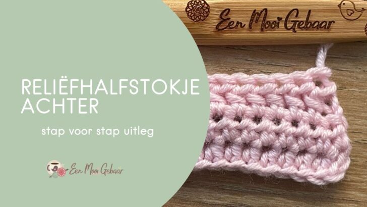 Reliëfhalfstokje-achter haken