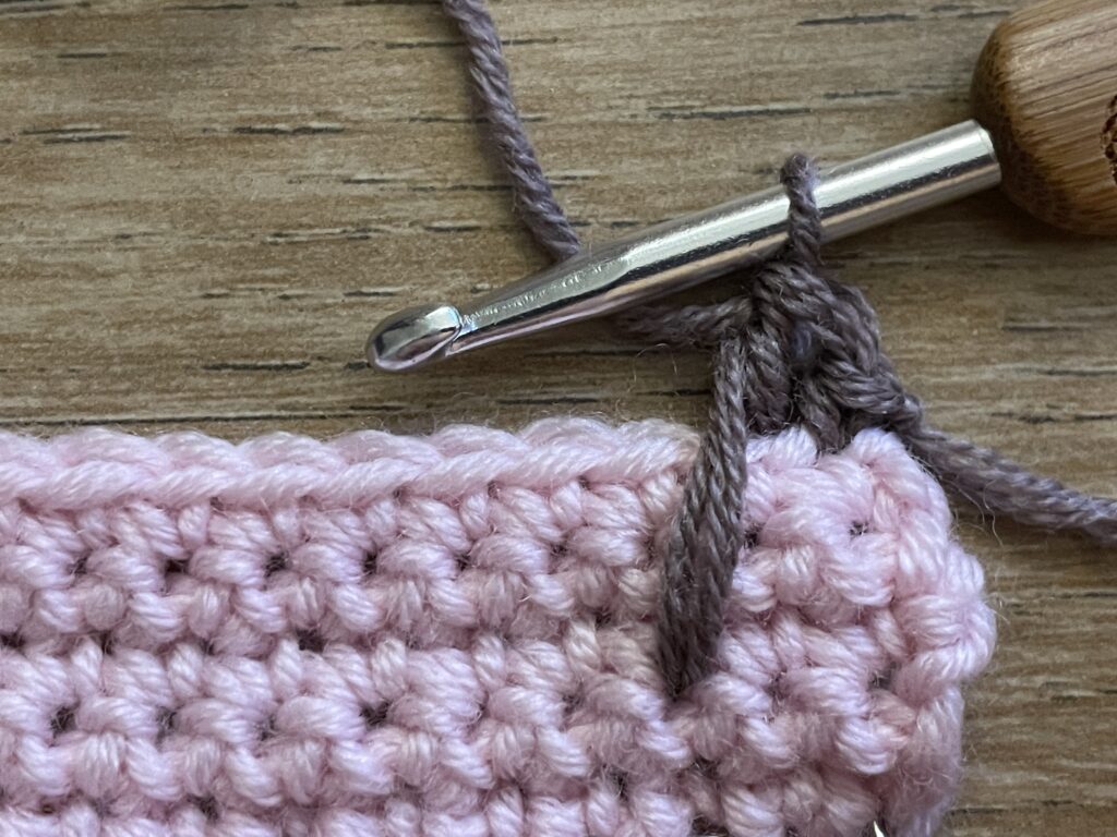 IJsje met 1 bolletje steek stap 12