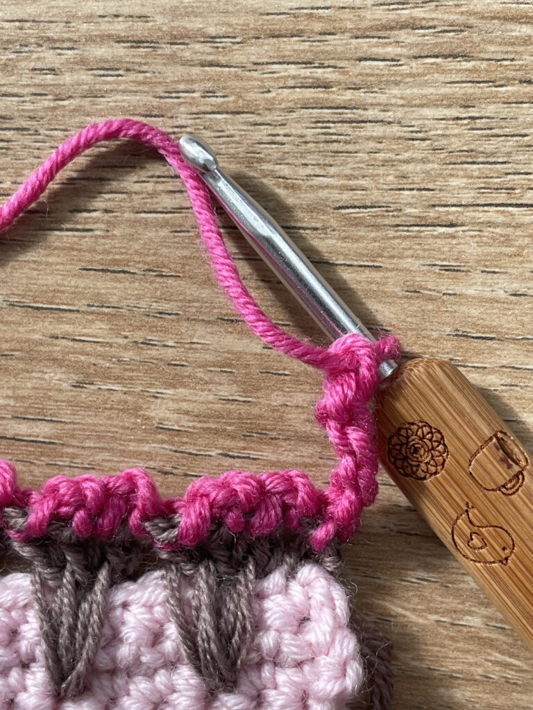 IJsje met 1 bolletje steek stap 26