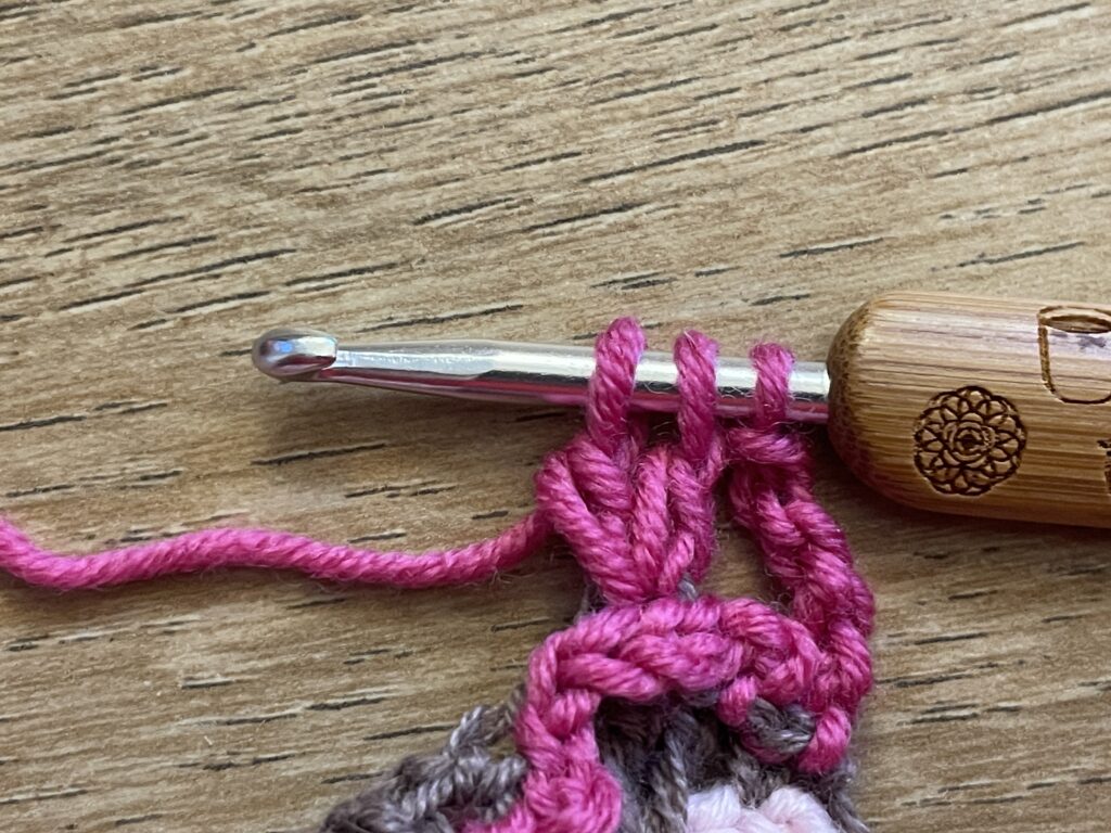 IJsje met 1 bolletje steek stap 35