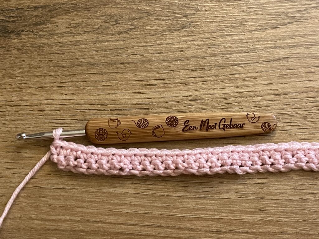 IJsje met 1 bolletje steek stap 6