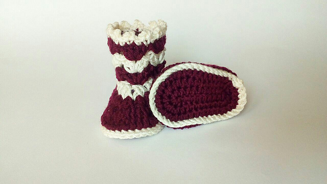Gratis haakpatroon Babyslofjes Sara 6 Sara Baby Slofjes Soukaina 1