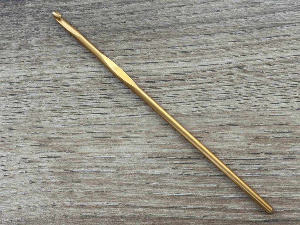 Tunisch entrelac met een twist steek 5 Tunisch Enterlac twist haaknaald foto 3