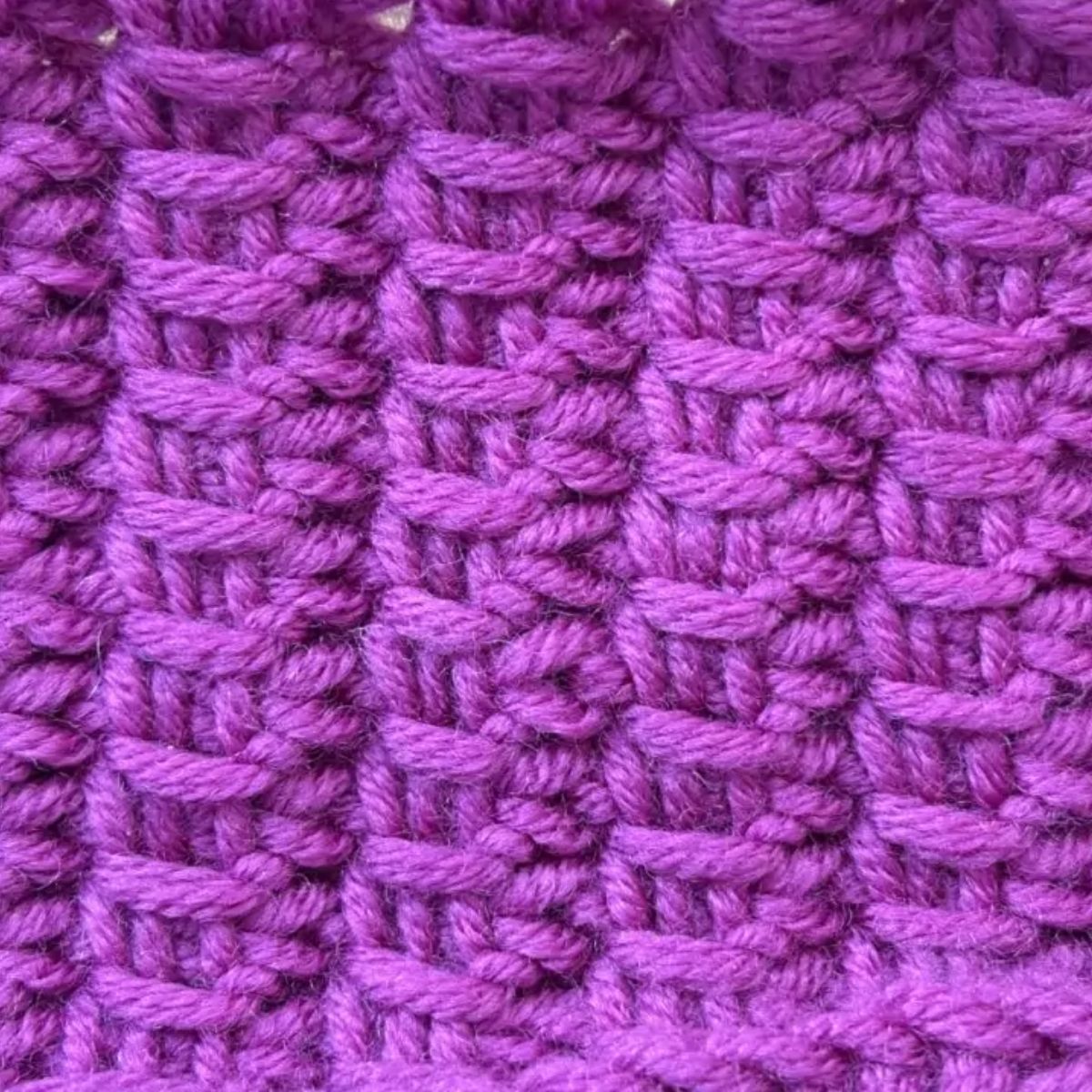 Tunisch entrelac met een twist steek