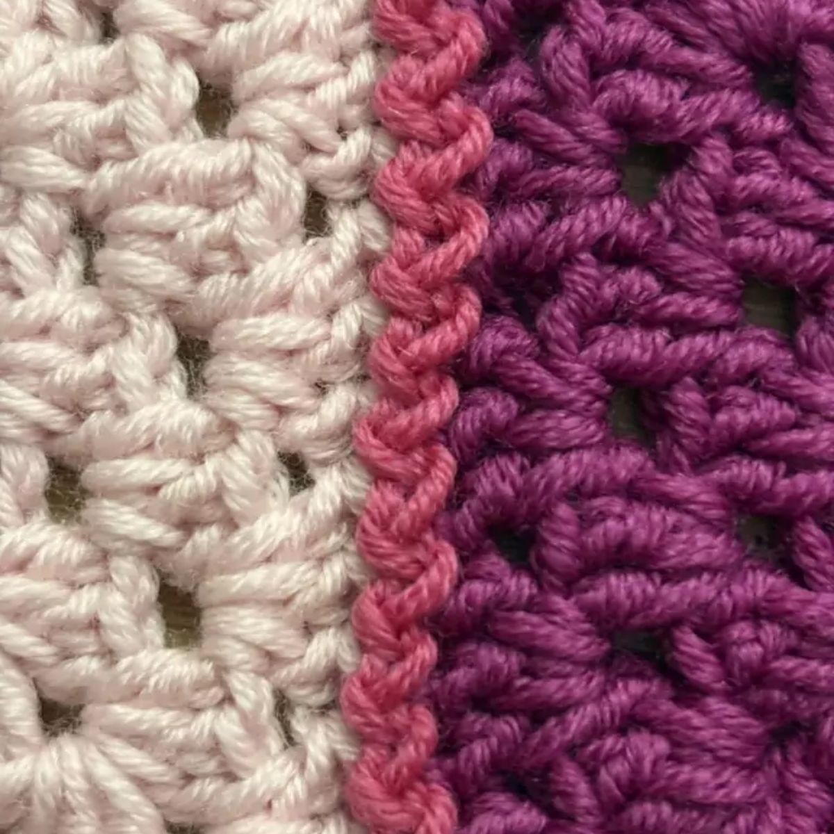 Zigzag aan elkaar haken
