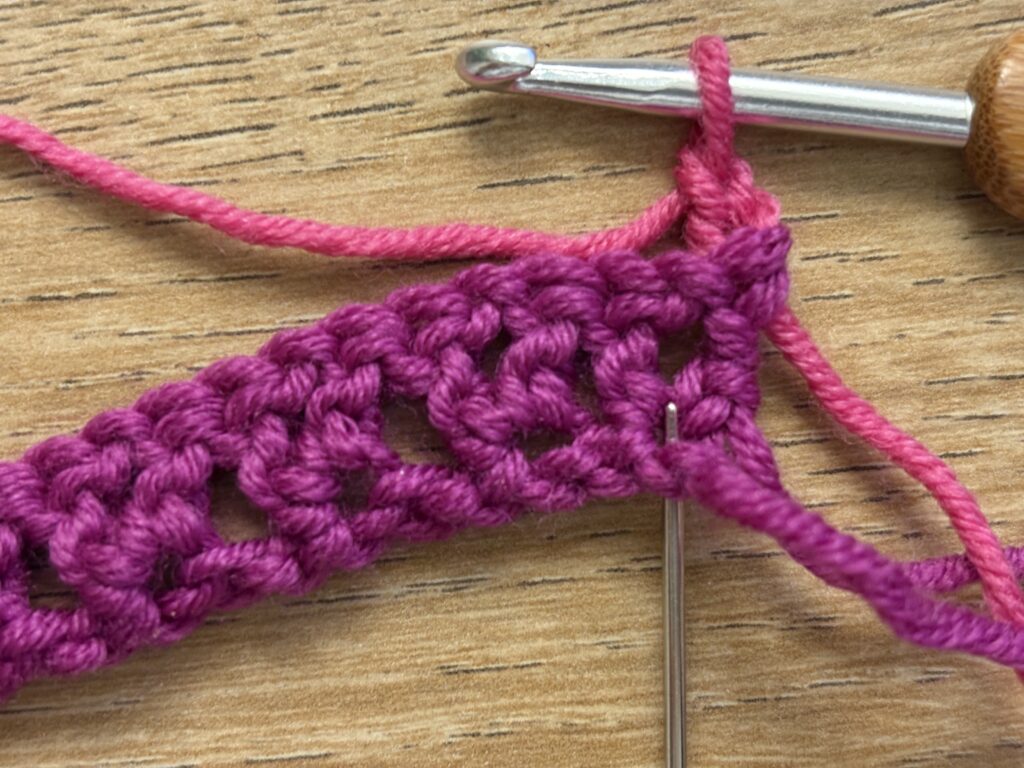 Genestelde V steek stap 11