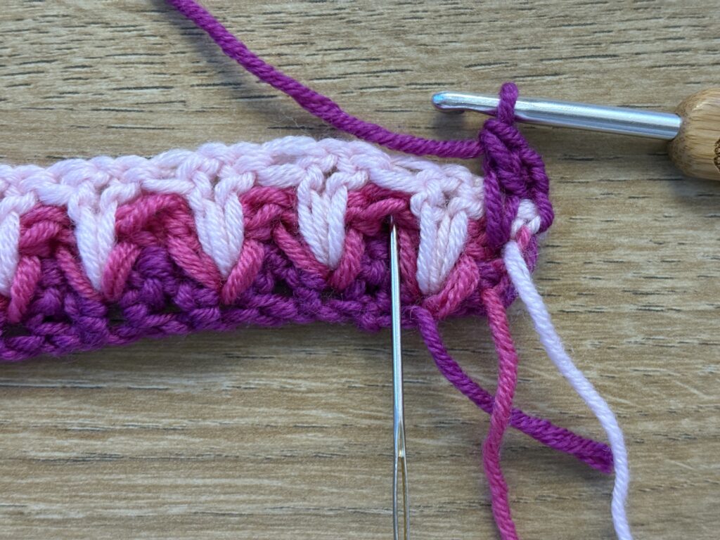 Genestelde V steek stap 30