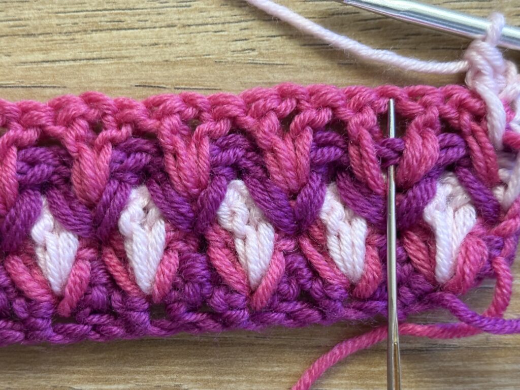 Genestelde V steek stap 46