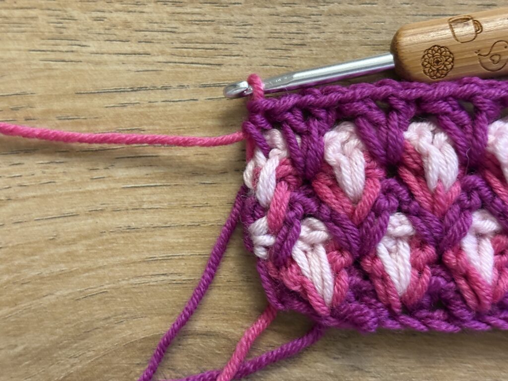 Genestelde V steek stap 55