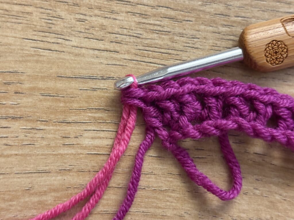 Genestelde V steek stap 9