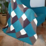 Out of the Box 25 Gratis haakpatroon Out of the Box - Deken - Scheepjes Colour Crafter, Stylecraft Special DK - haaknaald 4 mm